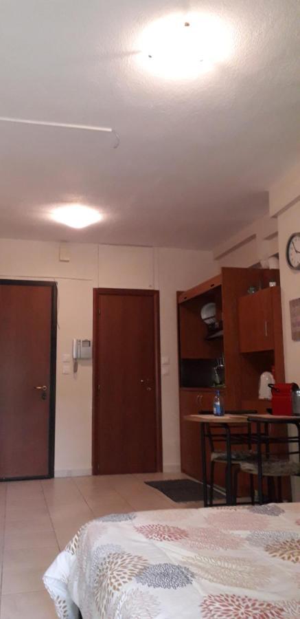 Central Bright Studio With Balkony Apartment Thessaloníki Ngoại thất bức ảnh